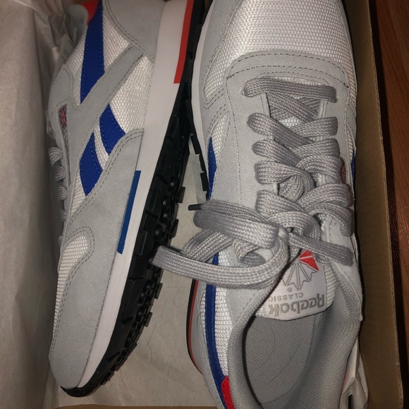 Unisex Reebok sneakers - Picture 3 of 3